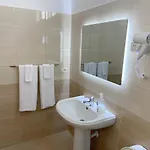 Niko Penzion Berat