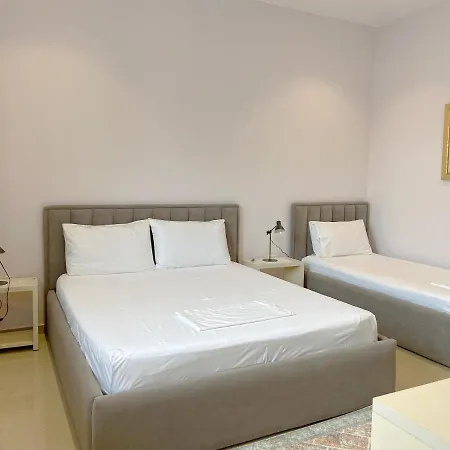 Niko 3* Berat